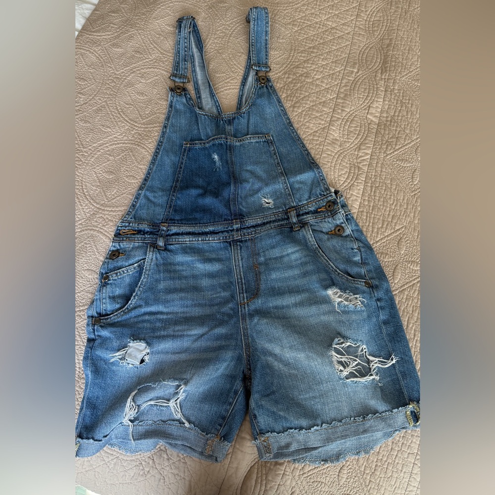 Zara Basic Blue Denim Jean Overall Cropped Hem Shorts